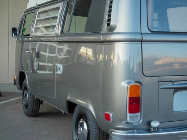1978 Volkswagen Bus/Vanagon Campmobile Rebuilt Drivetrain - photo 11
