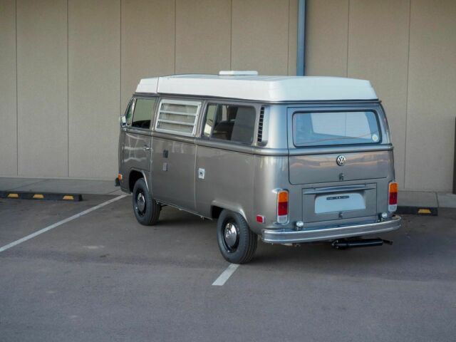 1978 Volkswagen Bus/Vanagon Campmobile Rebuilt Drivetrain - photo 6