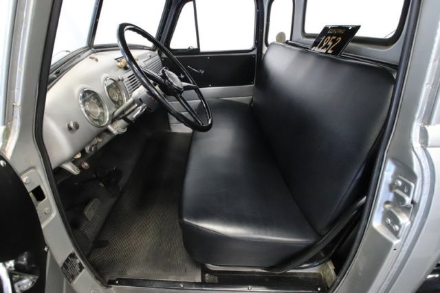 1952 Chevrolet 3100 5 Window - photo 5