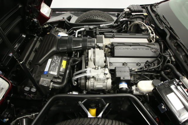 1993 Chevrolet Corvette Base Hatchback 2-Door - photo 3
