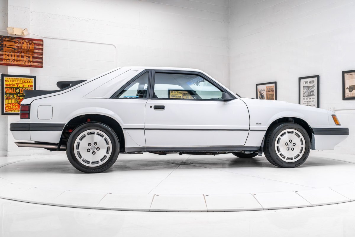 1986 Ford MUSTANG SVO - photo 11