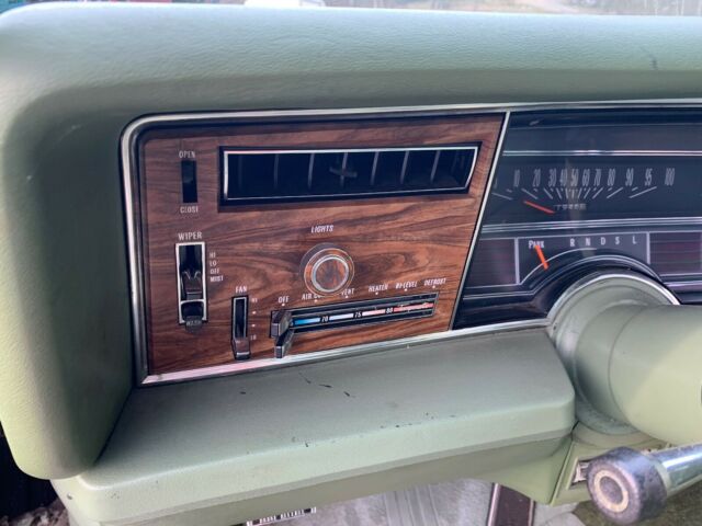 1974 Oldsmobile Ninety-Eight Regency - photo 4