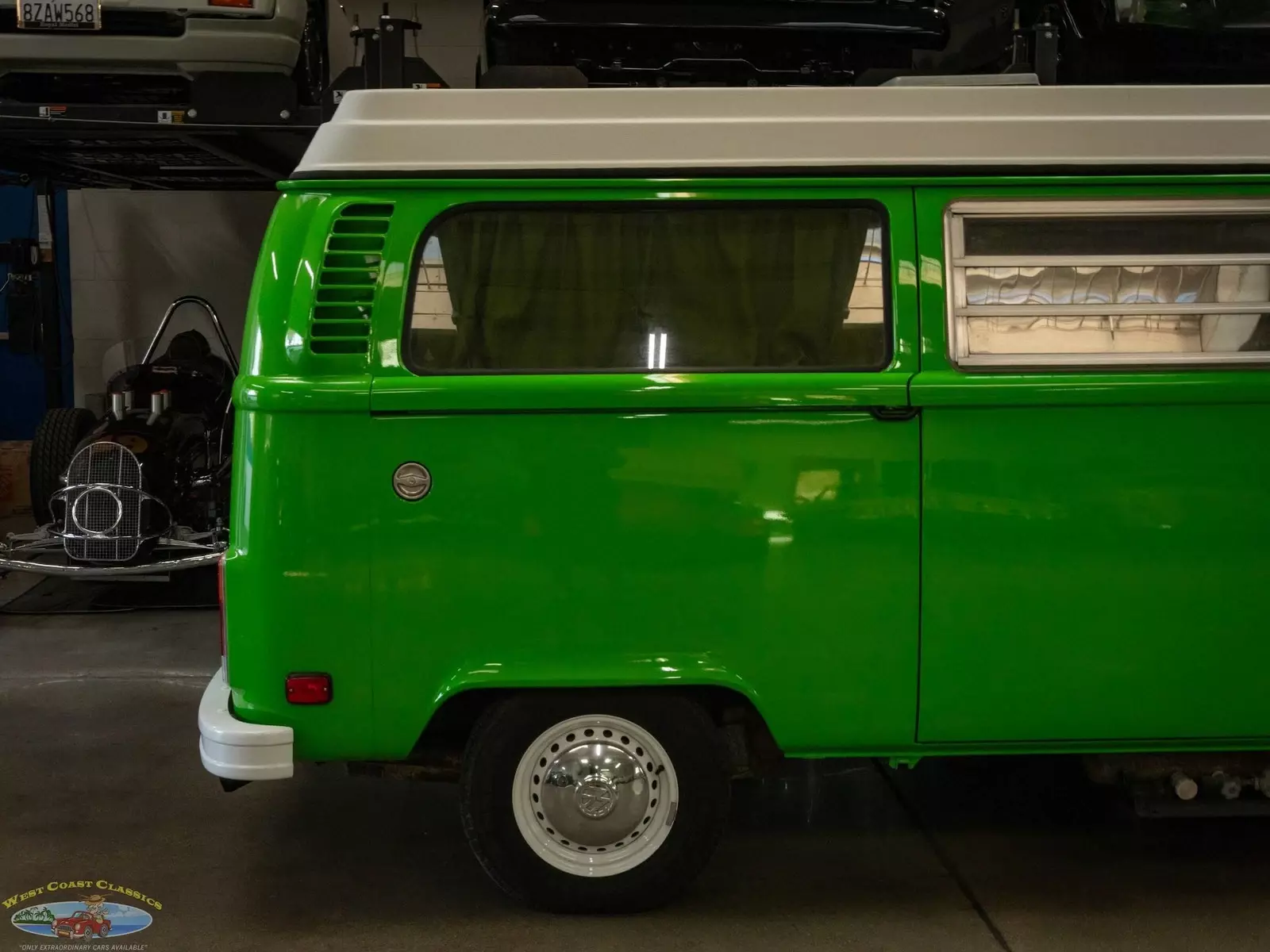 1977 Volkswagen Pop Top Camper Van Bus - photo 2
