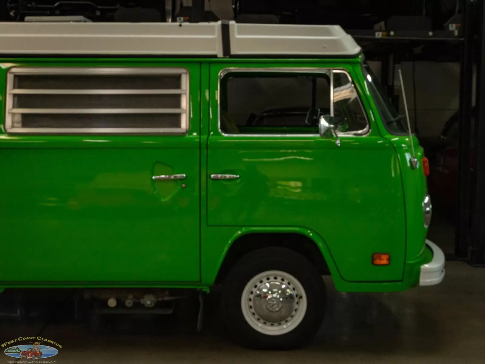 1977 Volkswagen Pop Top Camper Van Bus - photo 4