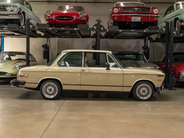 1974 BMW 2002 4 spd manual 2 Door Sedan - photo 3