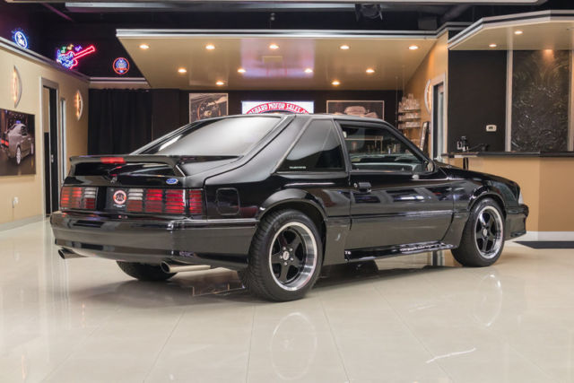 1990 Ford Mustang GT Hatchback 2-Door - photo 12