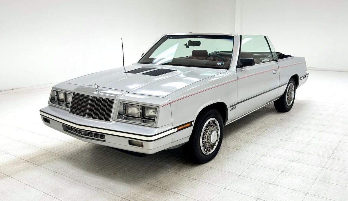 1985 Chrysler LeBaron Turbo Convertible - photo 2