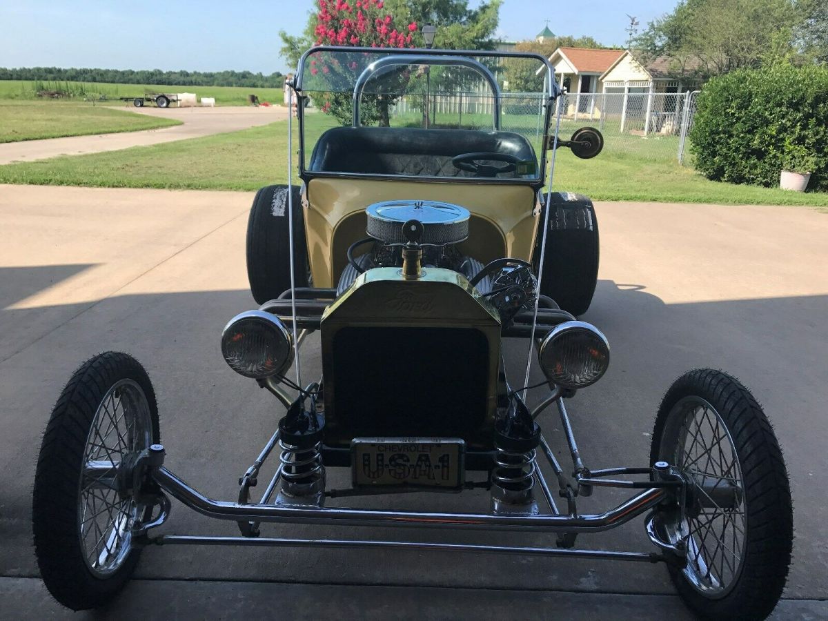 23 T-BUCKET FORD ROADSTER;SBC;TURBO 350;8 3/4 REAREND;NEW TIRES & EDELBROCK CARB 1923 Ford T-BUCKET ROADSTER