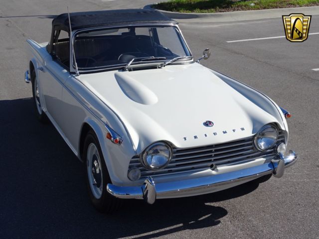1966 Triumph TR4 A - photo 6