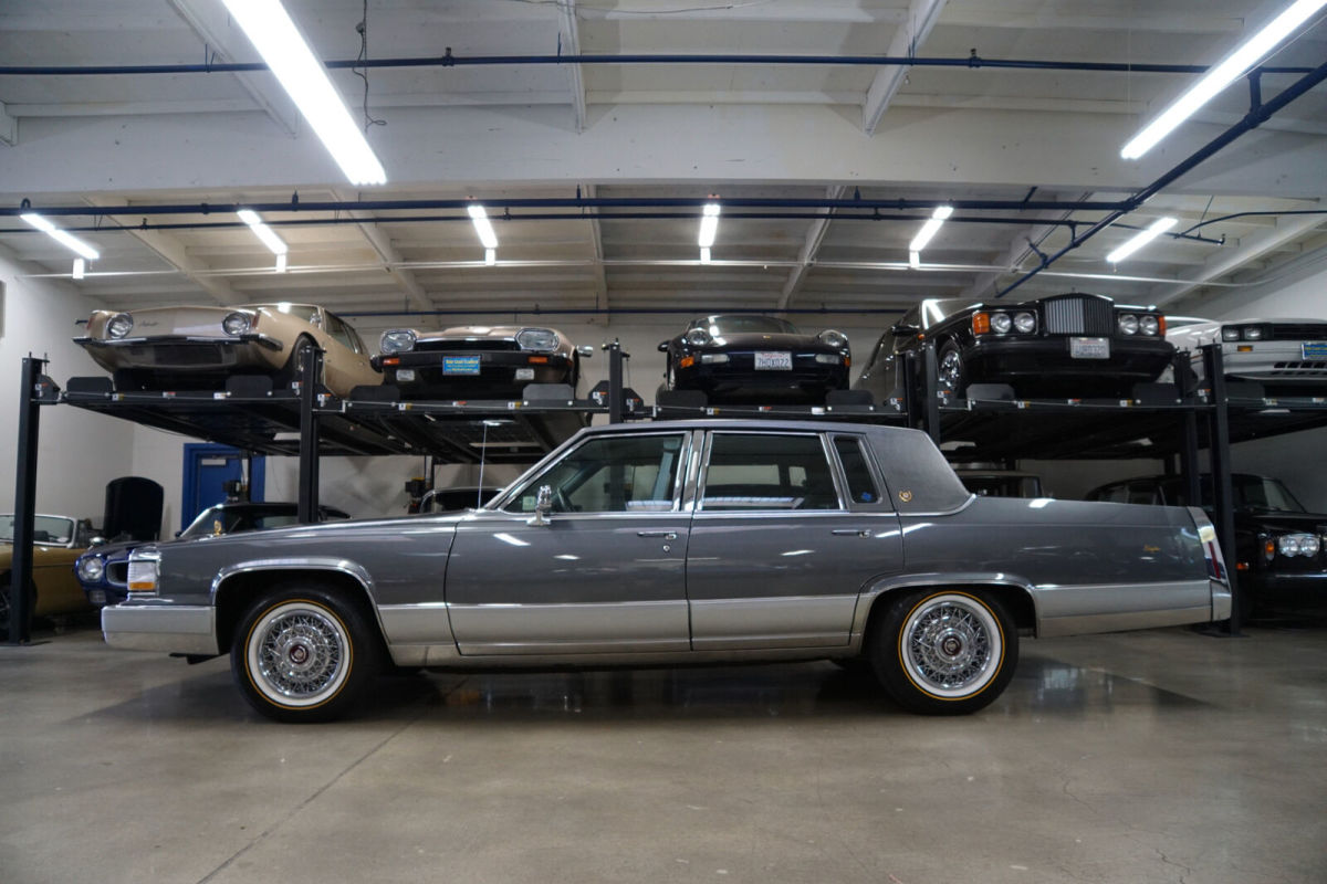 1992 Cadillac 5.0L V8 Brougham with 23K original miles - photo 3