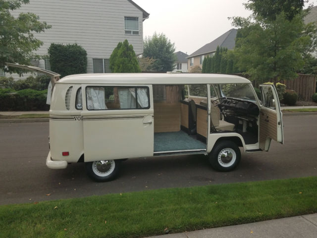 1971 Volkswagen Bus/Vanagon van - photo 13
