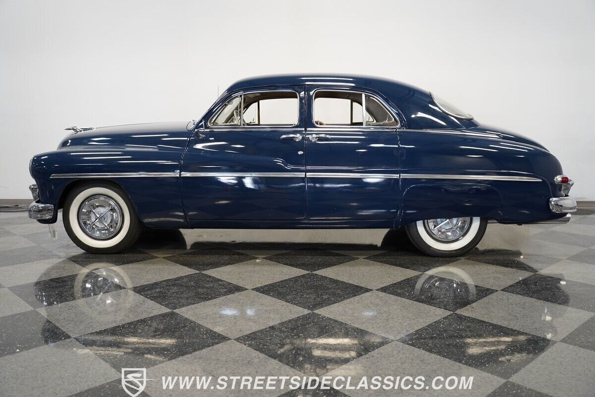 1949 Mercury Eight Sedan - photo 3