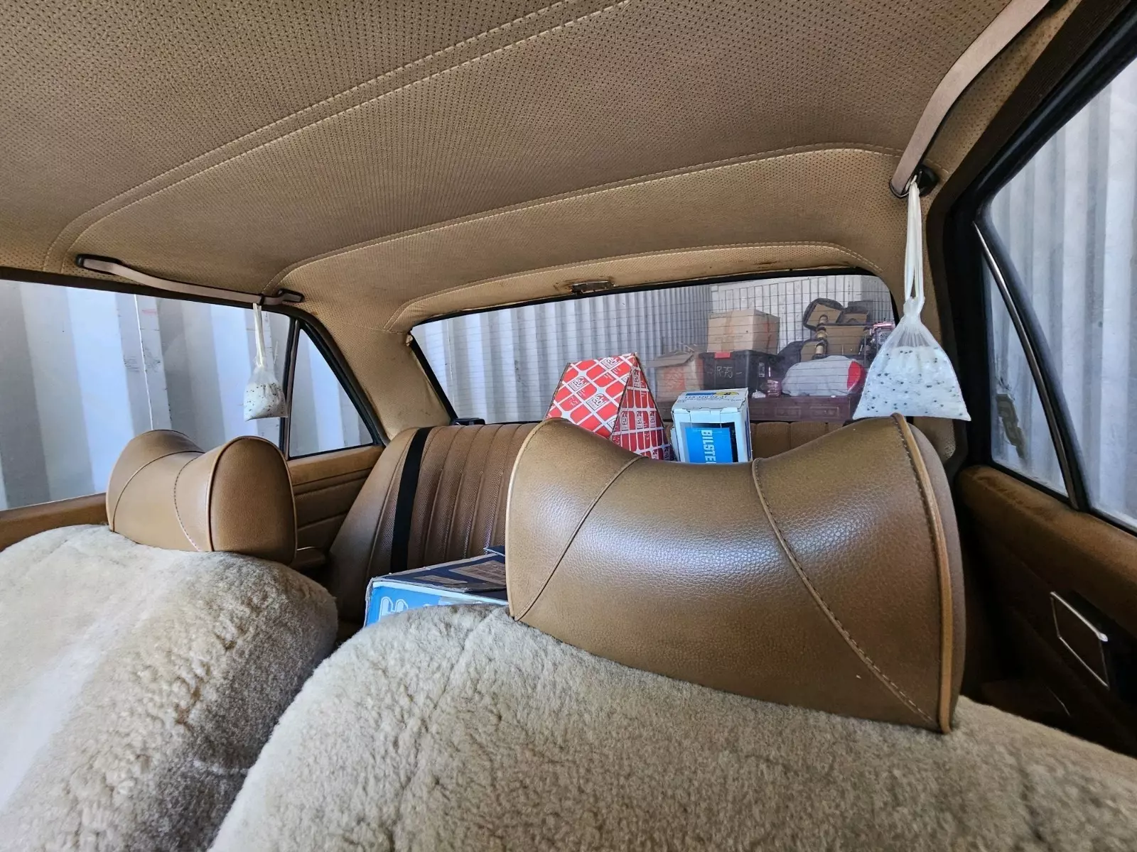 1974 Mercedes-Benz 200-Series - photo 13