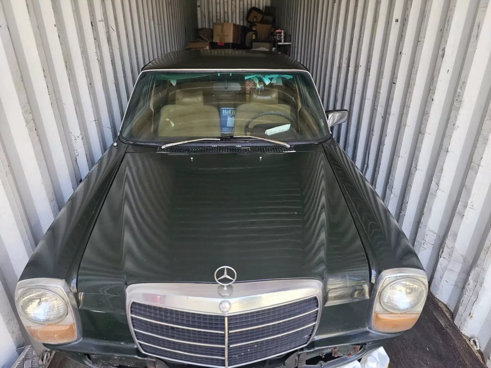 1974 Mercedes-Benz 200-Series - photo 2