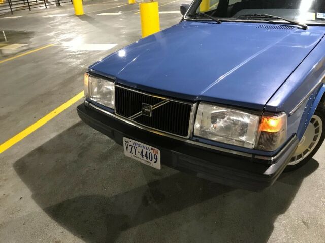 1987 Volvo 240 Chrome Side Moldings - photo 4
