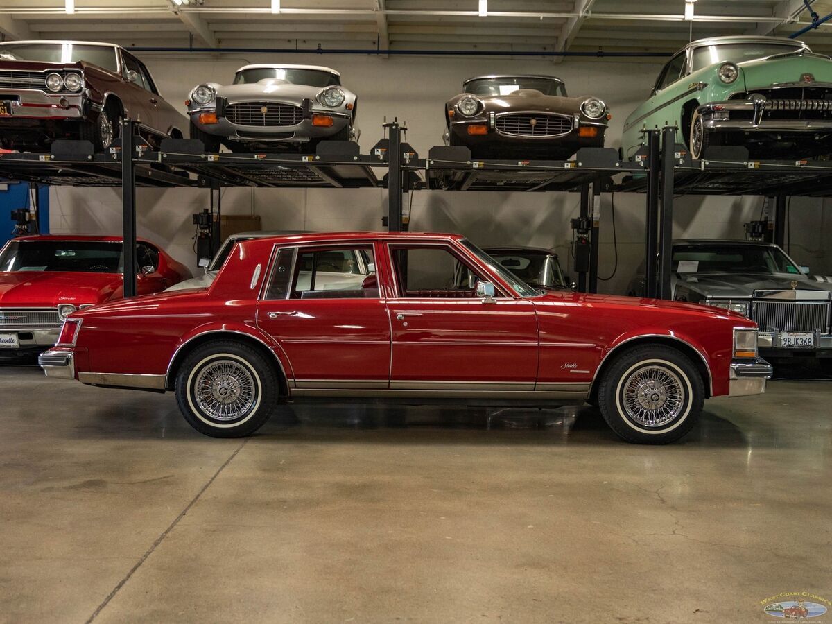 1978 Cadillac Seville V8 F.I. Sedan - photo 3