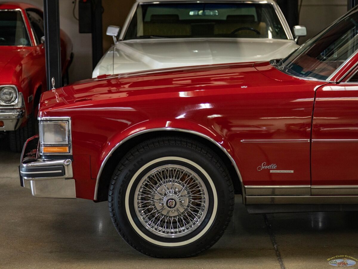 1978 Cadillac Seville V8 F.I. Sedan - photo 5