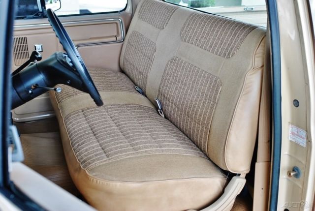 1985 Ford F-350 24k Original Miles Diesel 4-Speed Immaculate p.w - photo 10