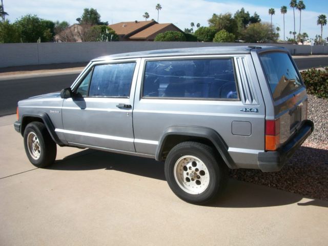 2.5 L 2DSW 4WD PROJECT LOCATED IN SUN CITY ARIZONA 1991 Jeep Cherokee