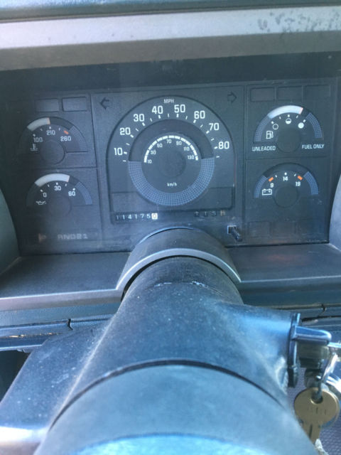 1990 GMC Sierra 2500 service truck - photo 10
