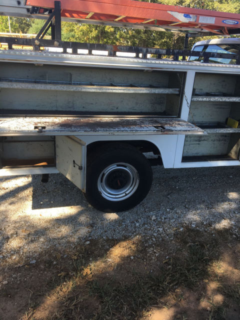 1990 GMC Sierra 2500 service truck - photo 13
