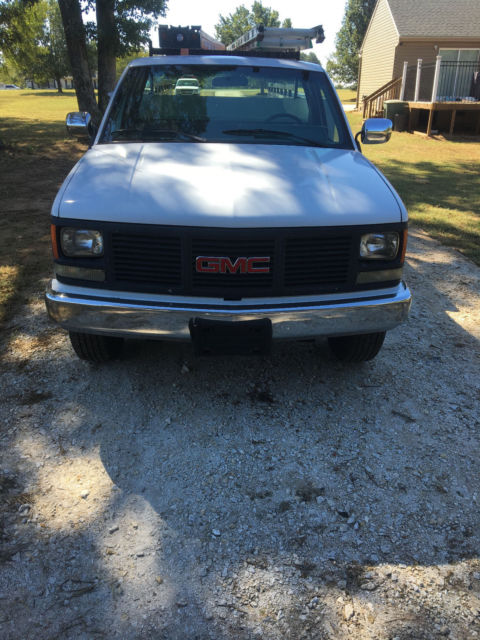 1990 GMC Sierra 2500 service truck - photo 2