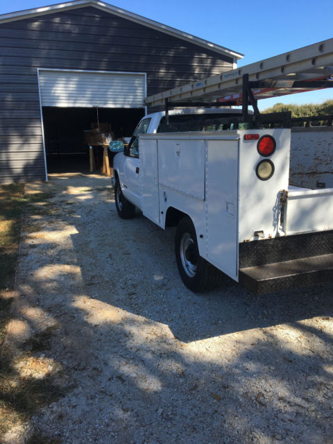 1990 GMC Sierra 2500 service truck - photo 6