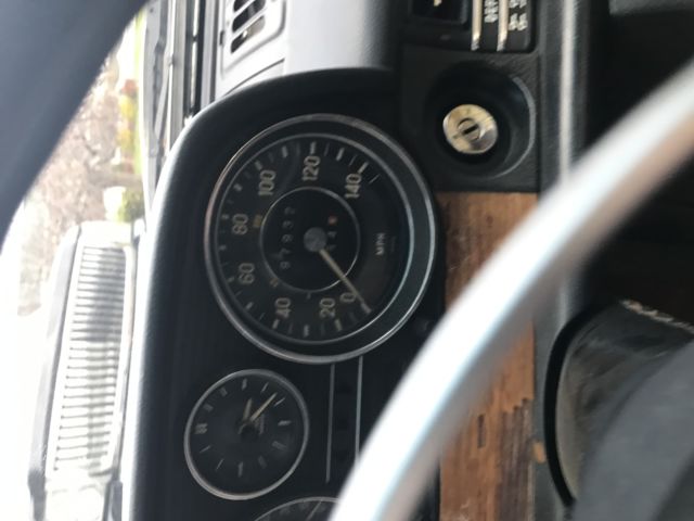 1972 Mercedes-Benz 200-Series Coupe - photo 8