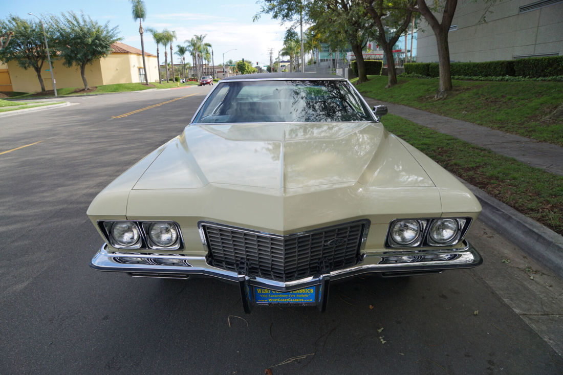 1972 Buick Riviera 2 Door Boat Tail Hardtop with 25K original - photo 9