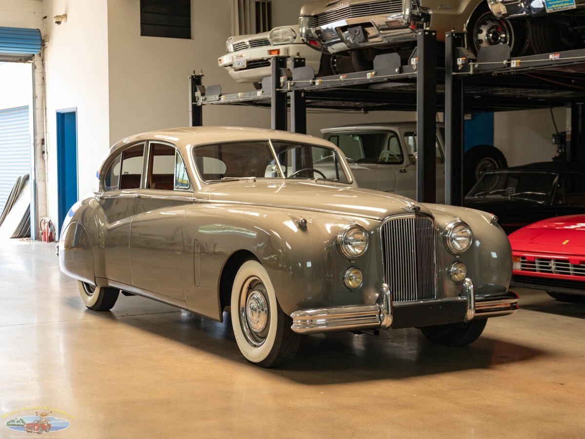 1954 Jaguar Mark VII 4 Door Sedan - photo 10