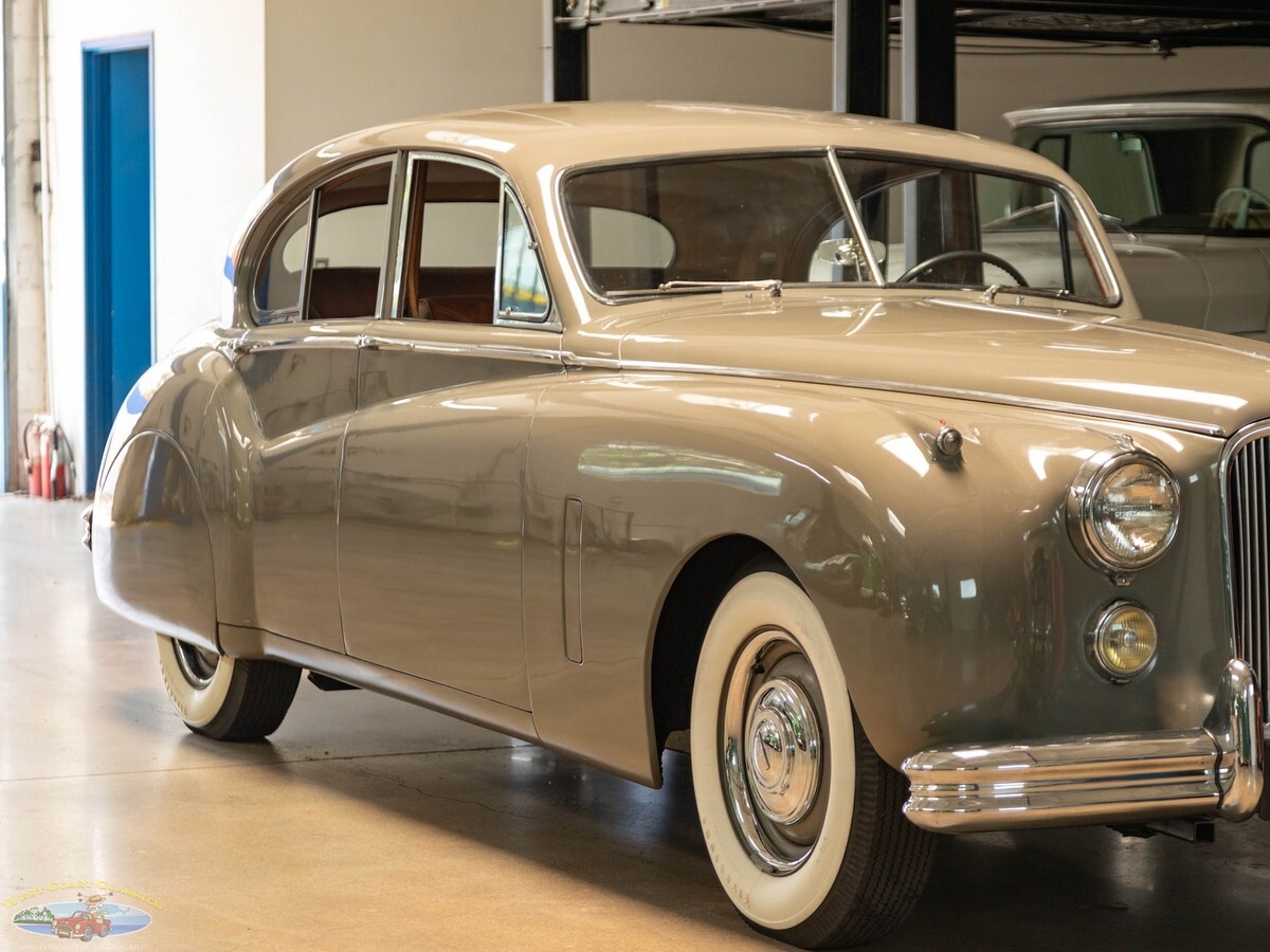 1954 Jaguar Mark VII 4 Door Sedan - photo 11