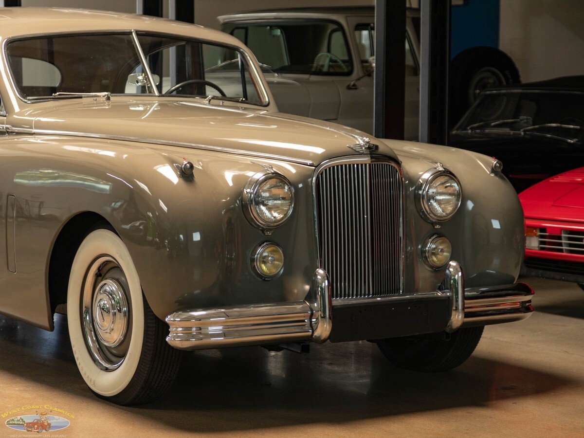 1954 Jaguar Mark VII 4 Door Sedan - photo 12