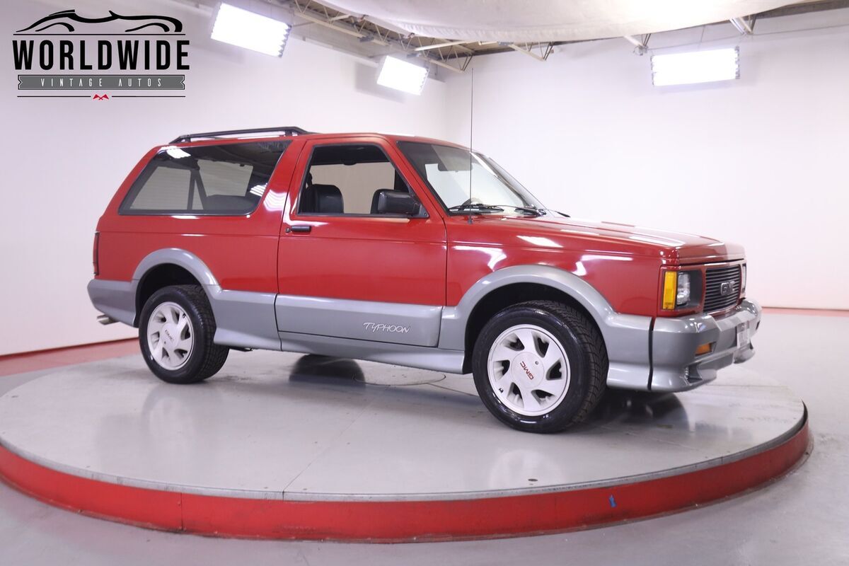 1992 GMC Typhoon - photo 2