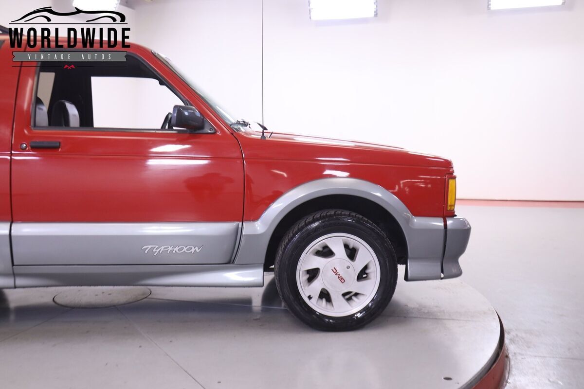 1992 GMC Typhoon - photo 8
