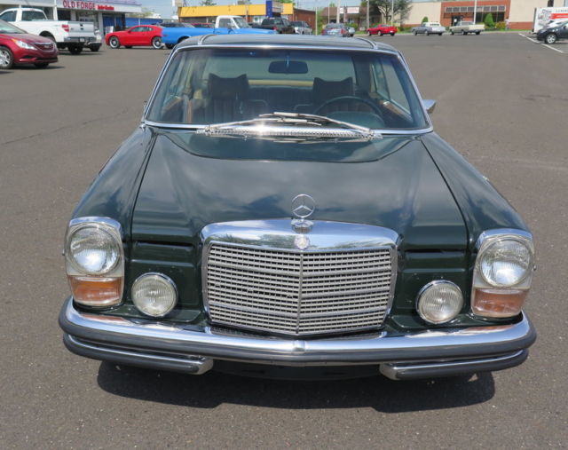 1970 Mercedes-Benz 200-Series - photo 13