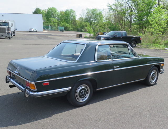 1970 Mercedes-Benz 200-Series - photo 9