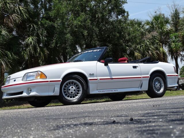 25th Anniversary! Clean inside and out. Runs great! Killer good looks. Fox body! 1990 Ford Mustang GT 25th Anniversary Convertible