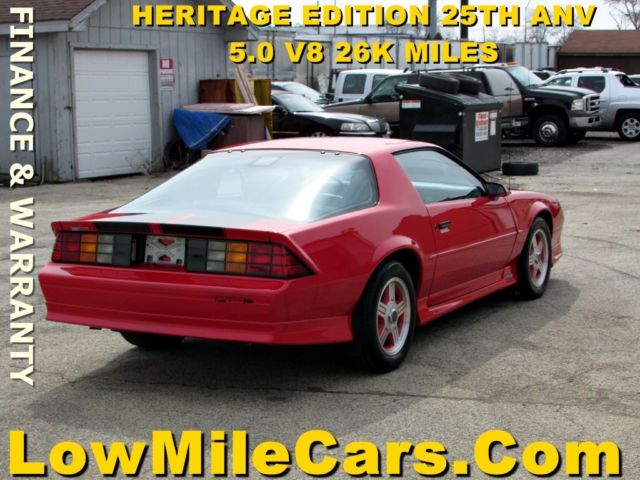 1992 Chevrolet Camaro 25th Anniversary Special Edition - photo 6