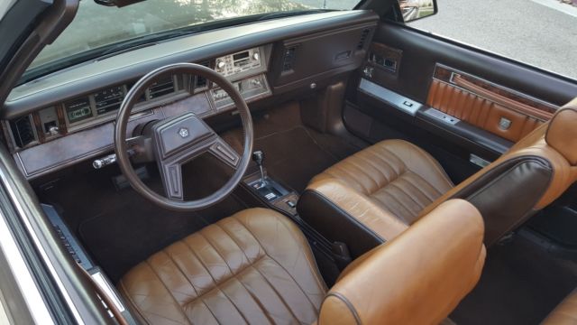 1984 Chrysler LeBaron Mark Cross Town & Country - photo 12