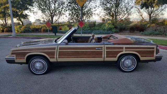 1984 Chrysler LeBaron Mark Cross Town & Country - photo 3