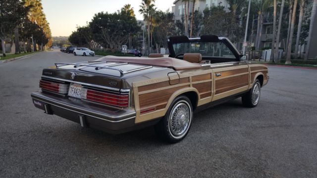 1984 Chrysler LeBaron Mark Cross Town & Country - photo 6
