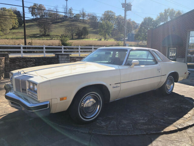 26,088 ACTUAL MILES! 1976 Barn Find.. Incredible time capsule! LOW RESERVE 1976 Oldsmobile Cutlass