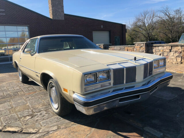 1976 Oldsmobile Cutlass - photo 3
