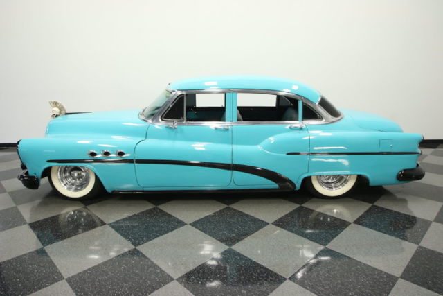 1953 Buick Super Sedan - photo 2