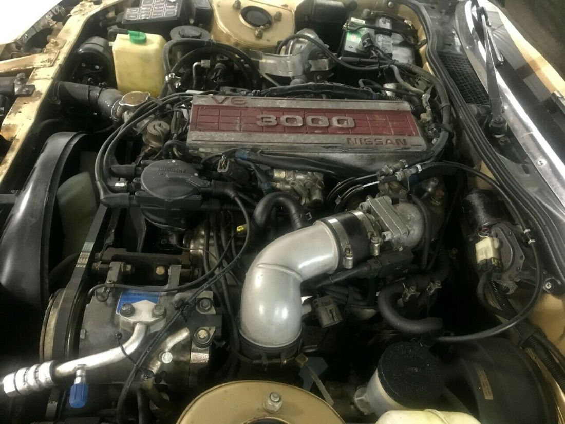 1985 Nissan 300ZX 26,451 MILES, FIVE SPEED MANUAL - photo 6