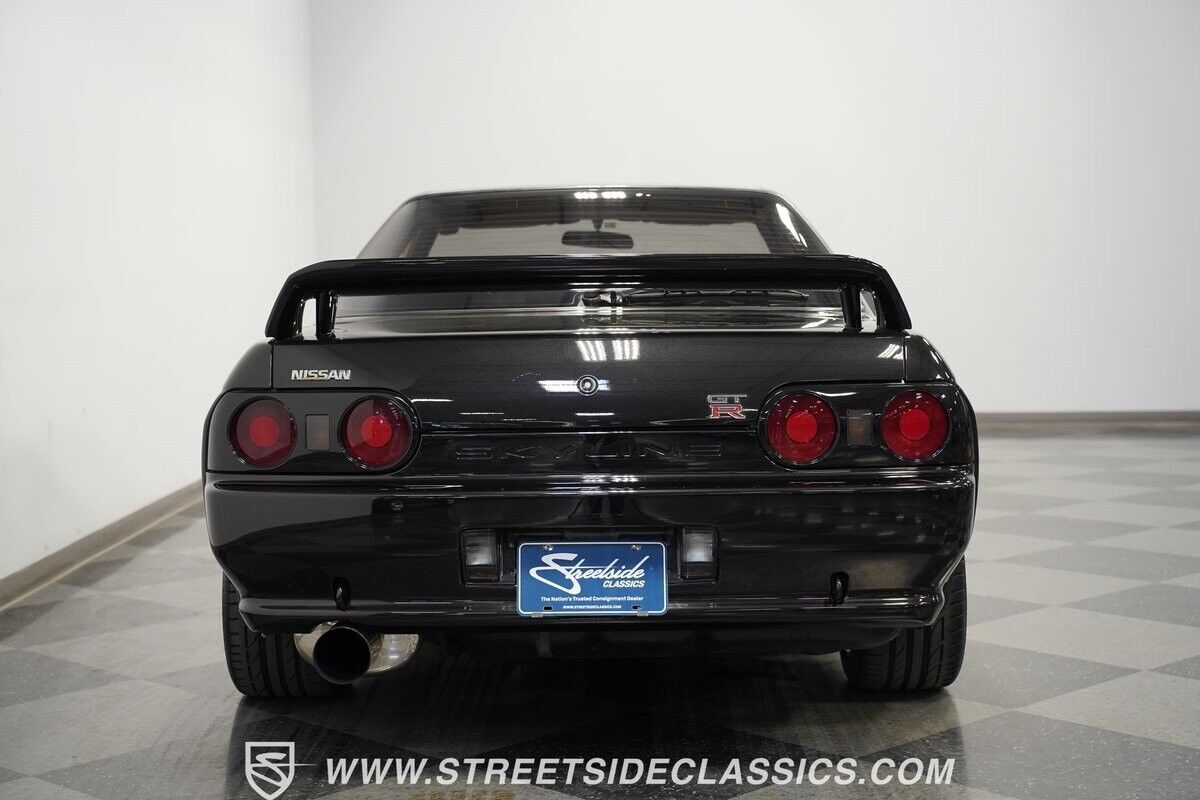 1992 Nissan Skyline GT-R R32 - photo 11