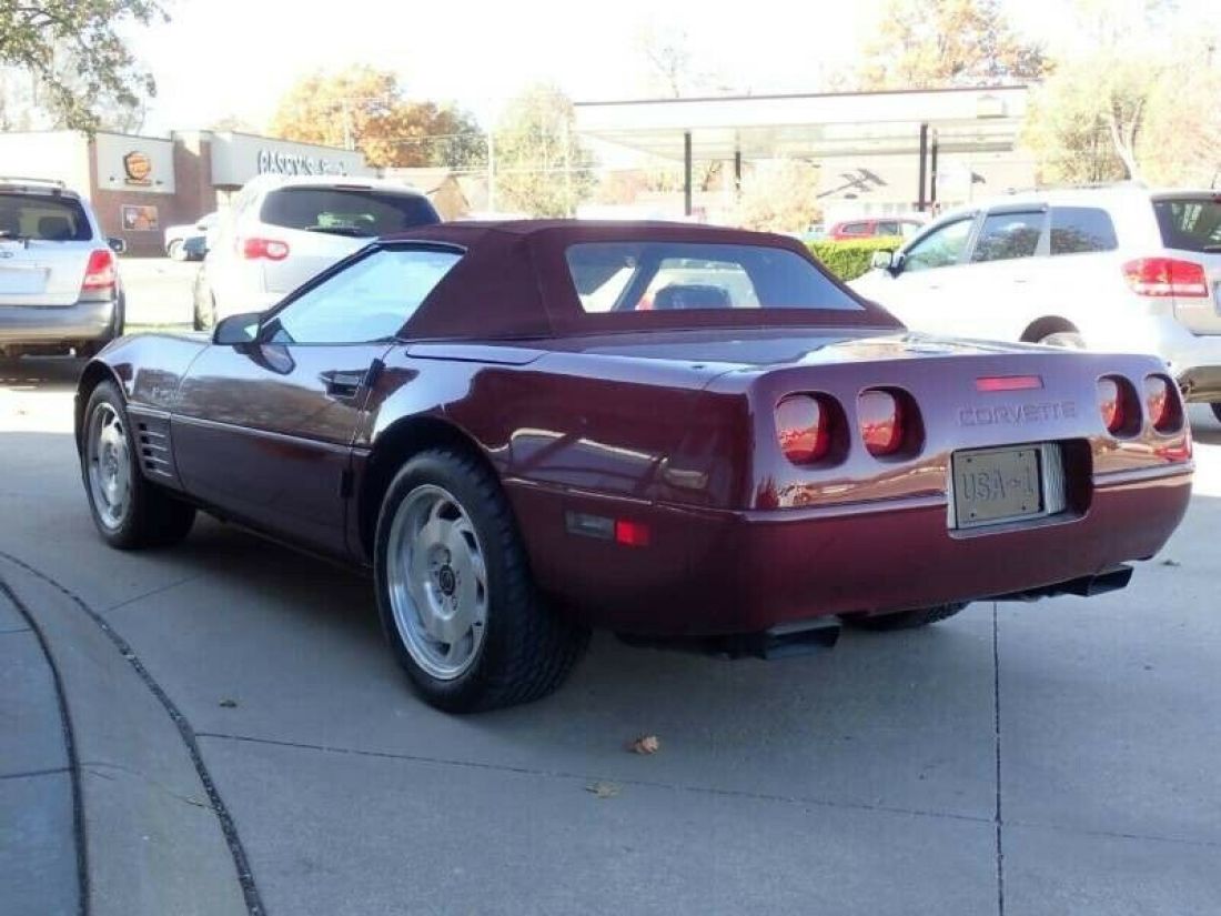 1993 Chevrolet Corvette - photo 7