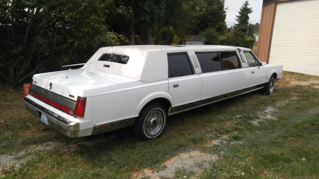 1989 Lincoln Town Car Limousine - photo 2
