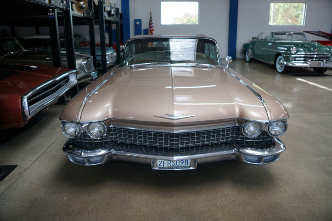 1960 Cadillac Series 62 V8 Convertible - photo 12