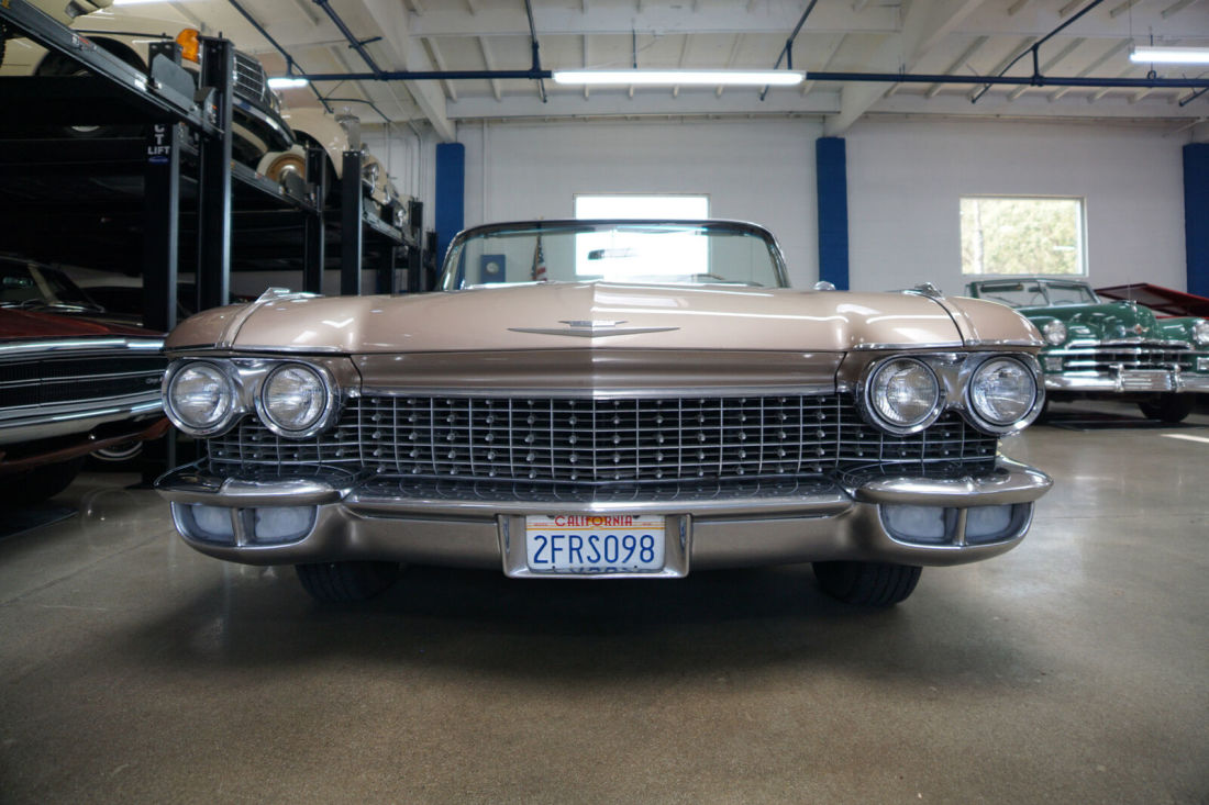 1960 Cadillac Series 62 V8 Convertible - photo 13